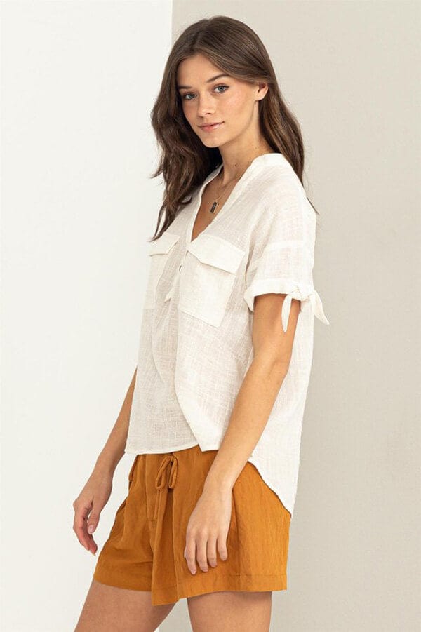 V-Neck Linen Top white side | MILK MONEY milkmoney.co | cute tops for women. trendy tops for women. cute blouses for women. stylish tops for women. pretty womens tops.
