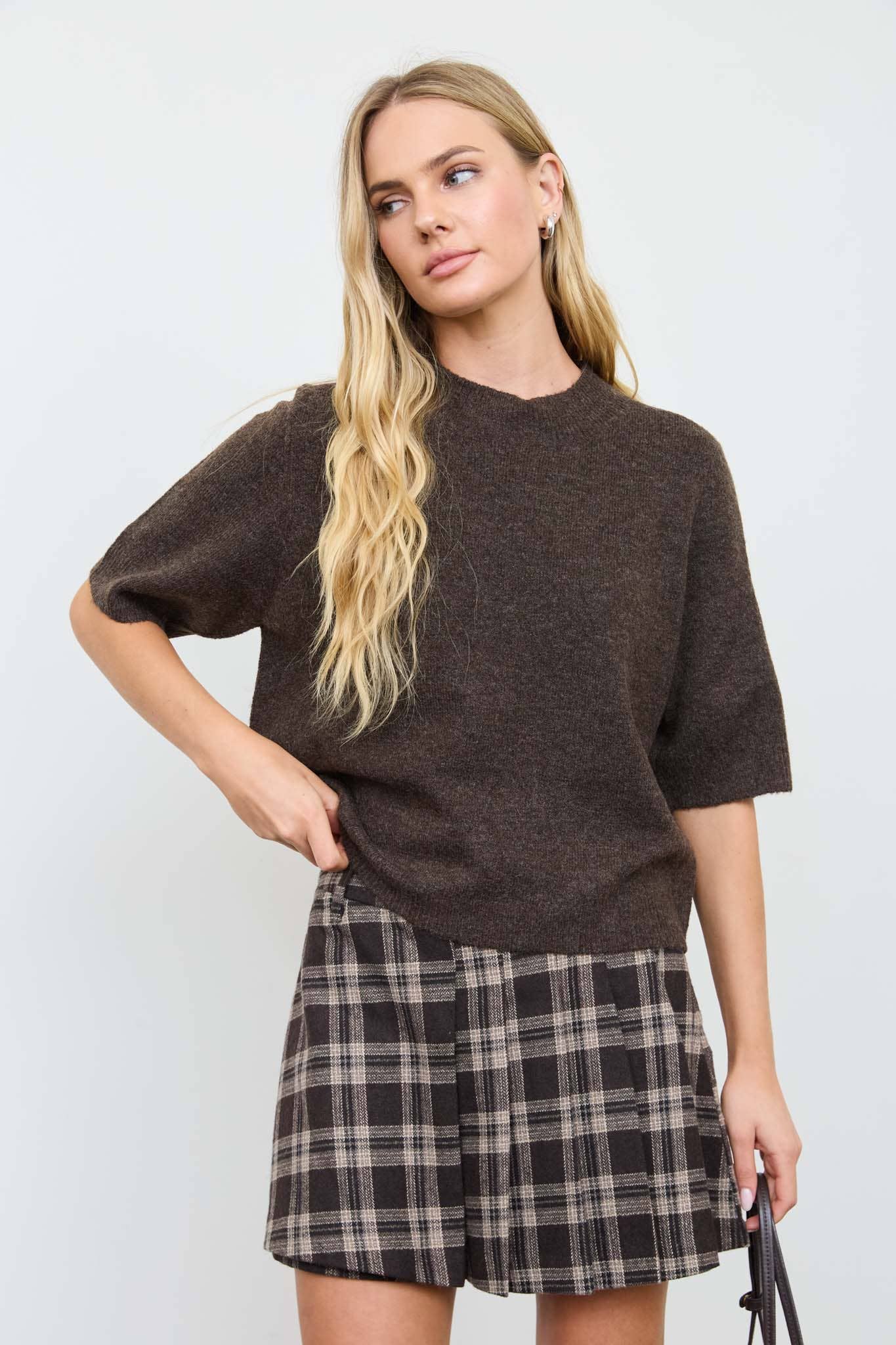 Crewneck Short Sleeve Rib Hem Pullover Sweater