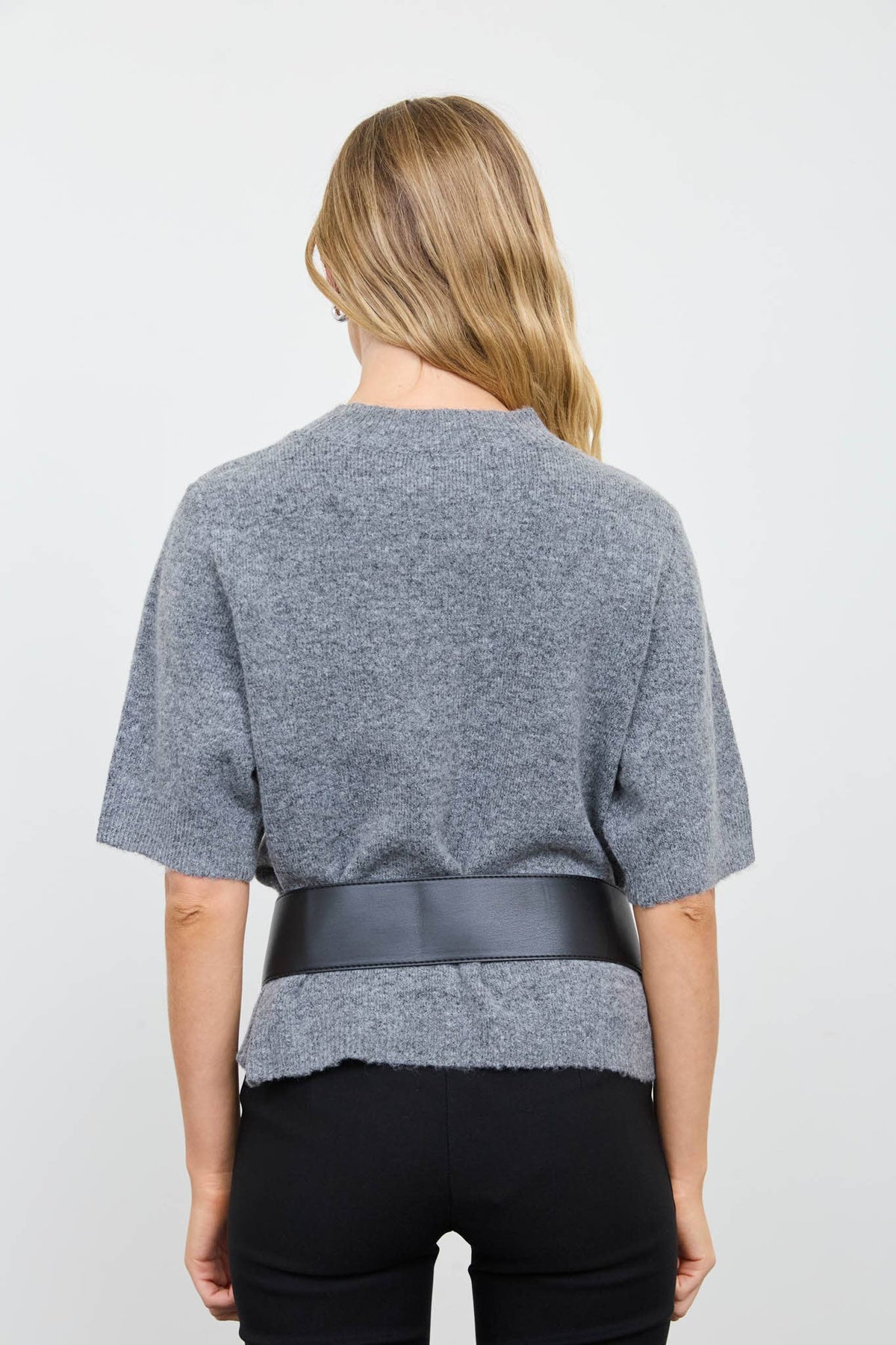 Crewneck SS Pullover Sweater
