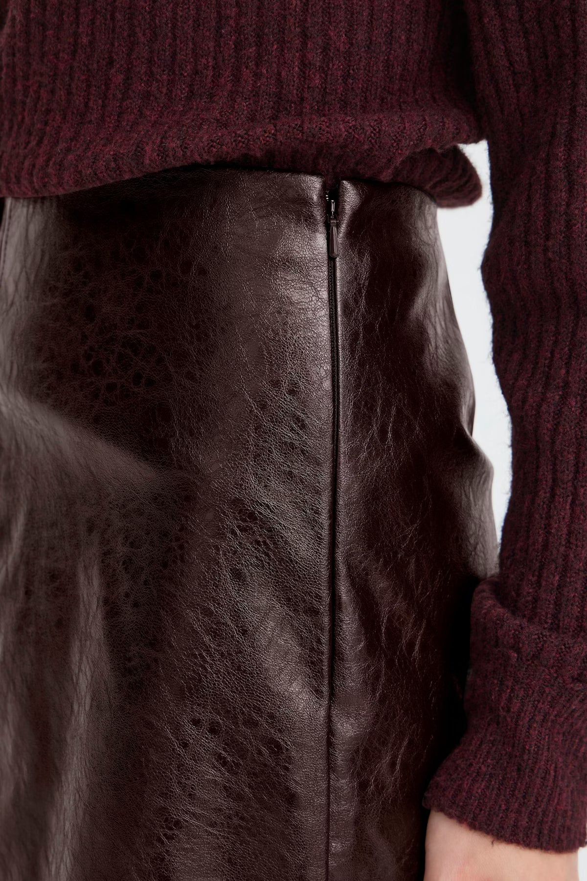 b. young Bydaina Skirt