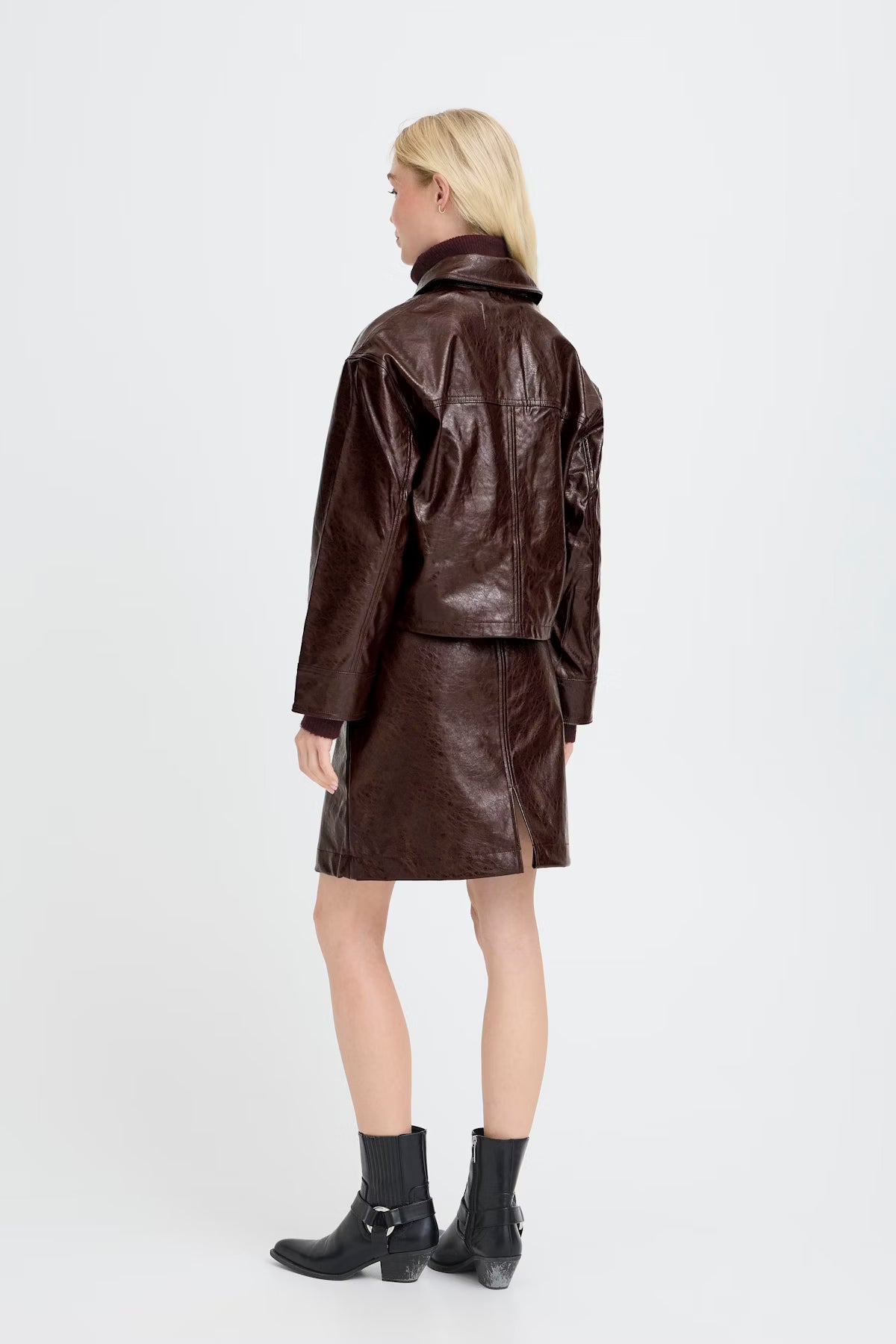b. young Bydaina Jacket