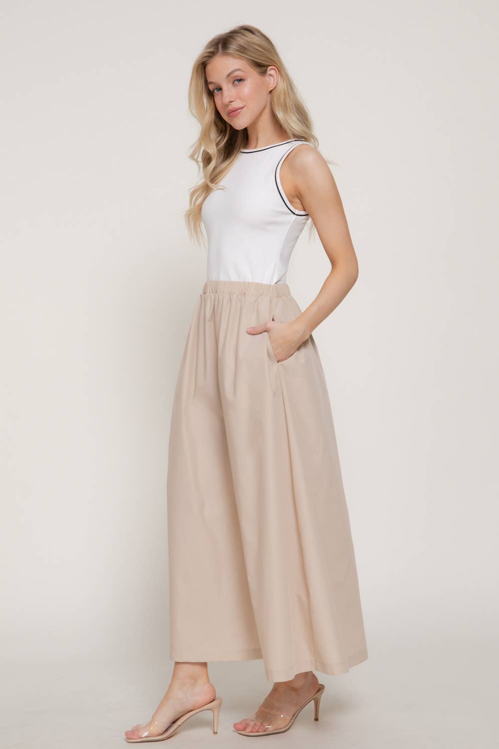 Contrast Trim Dress