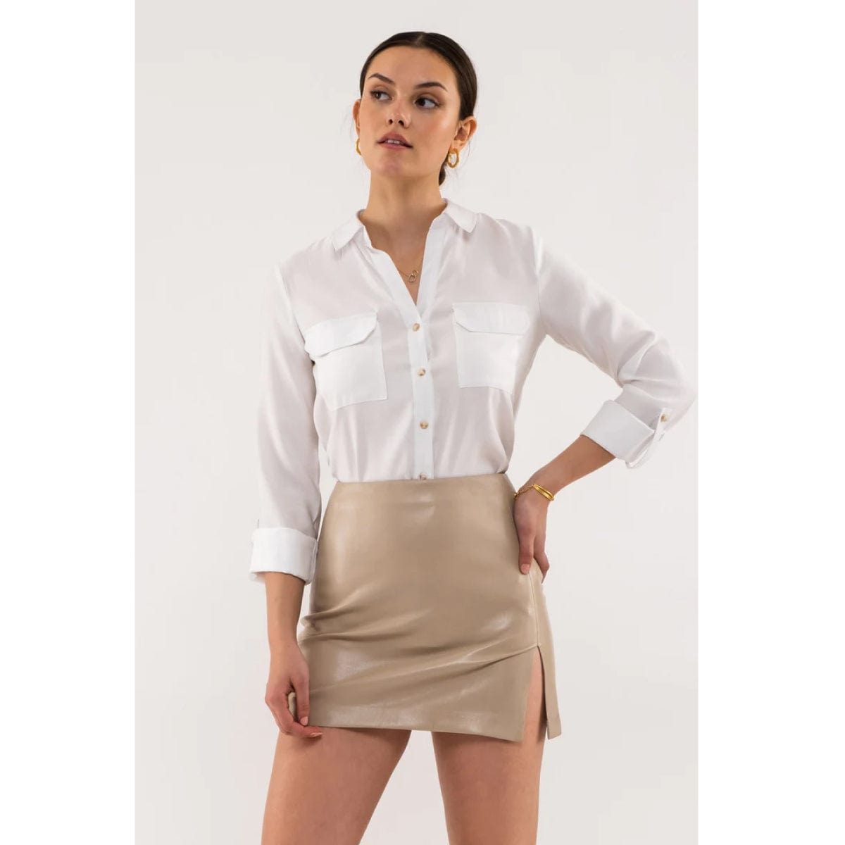 Classic Button Down Blouse white front | MILK MONEY milkmoney.co | cute tops for women. trendy tops for women. cute blouses for women. stylish tops for women. pretty womens tops. 