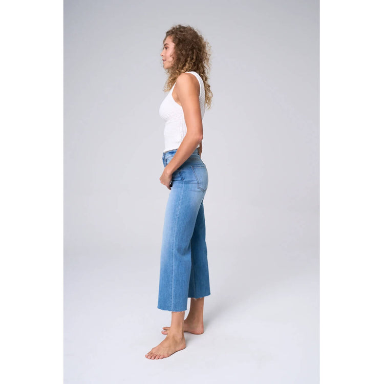 High Rise Wide Leg Cropped Jeans blue side | MILK MONEY milkmoney.co | cute clothes for women. womens online clothing. trendy online clothing stores. womens casual clothing online. trendy clothes online. trendy women's clothing online. ladies online clothing stores. trendy women's clothing stores. cute female clothes.