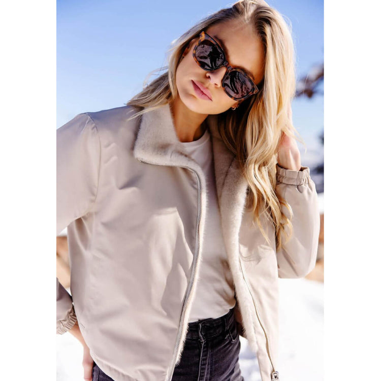 Ivory Insta Reversible Faux Fur Zip Jacket front | MILK MONEY milkmoney.co | cute jackets for women. cute coats. cool jackets for women. stylish jackets for women. trendy jackets for women. trendy womens coats.
