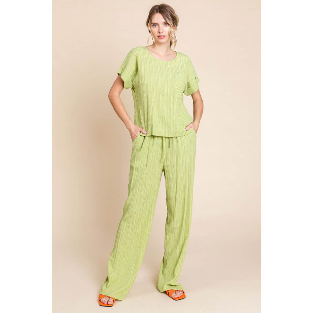 Pleated Flowy Pant