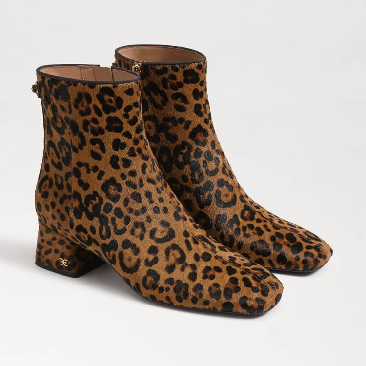 Sam Edelman Paige Ankle Bootie leopard side | MILK MONEY milkmoney.co | cute shoes for women. ladies shoes. nice shoes for women. ladies shoes online. ladies footwear. womens shoes and boots. pretty shoes for women. beautiful shoes for women.
