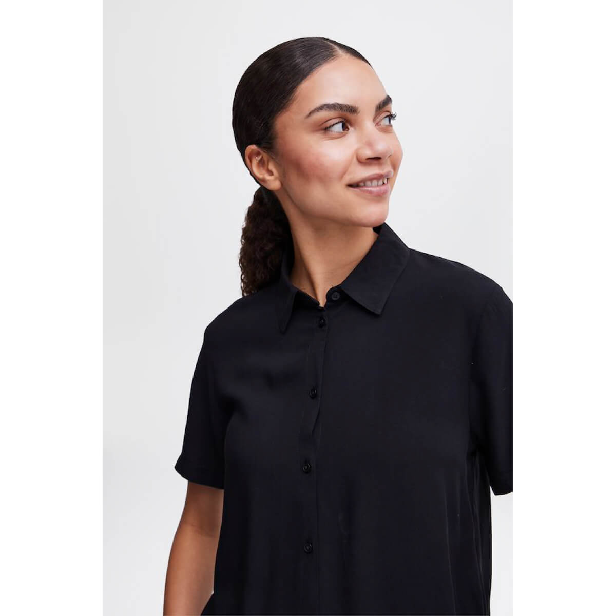 Short Sleeve Button Down Blouse black front | MILK MONEY milkmoney.co | cute tops for women. trendy tops for women. cute blouses for women. stylish tops for women. pretty womens tops.