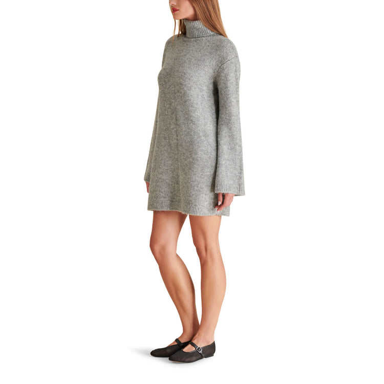 Steve Madden Abbie Metallic Knit Turtleneck Mini Sweater Dress gray side | MILK MONEY milkmoney.co | cute clothes for women. womens online clothing. trendy online clothing stores. womens casual clothing online. trendy clothes online. trendy women's clothing online. ladies online clothing stores. trendy women's clothing stores. cute female clothes.
