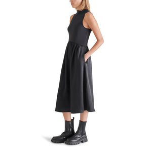 Steve Madden Aradia Mixed Media Midi Dress black side | MILK MONEY milkmoney.co | cute clothes for women. womens online clothing. trendy online clothing stores. womens casual clothing online. trendy clothes online. trendy women's clothing online. ladies online clothing stores. trendy women's clothing stores. cute female clothes.
