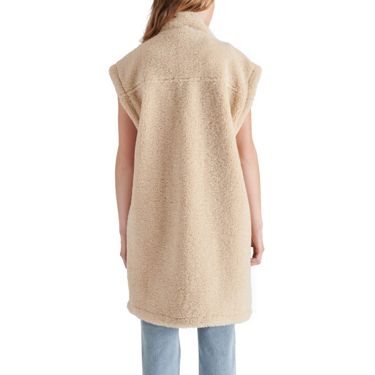 Steve Madden Benit Faux Shearling Vest beige back | MILK MONEY milkmoney.co | cute jackets for women. cute coats. cool jackets for women. stylish jackets for women. trendy jackets for women. trendy womens coats.
