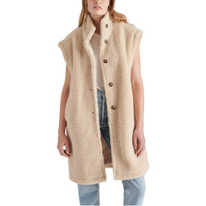 Steve Madden Benit Faux Shearling Vest beige front | MILK MONEY milkmoney.co | cute jackets for women. cute coats. cool jackets for women. stylish jackets for women. trendy jackets for women. trendy womens coats.
