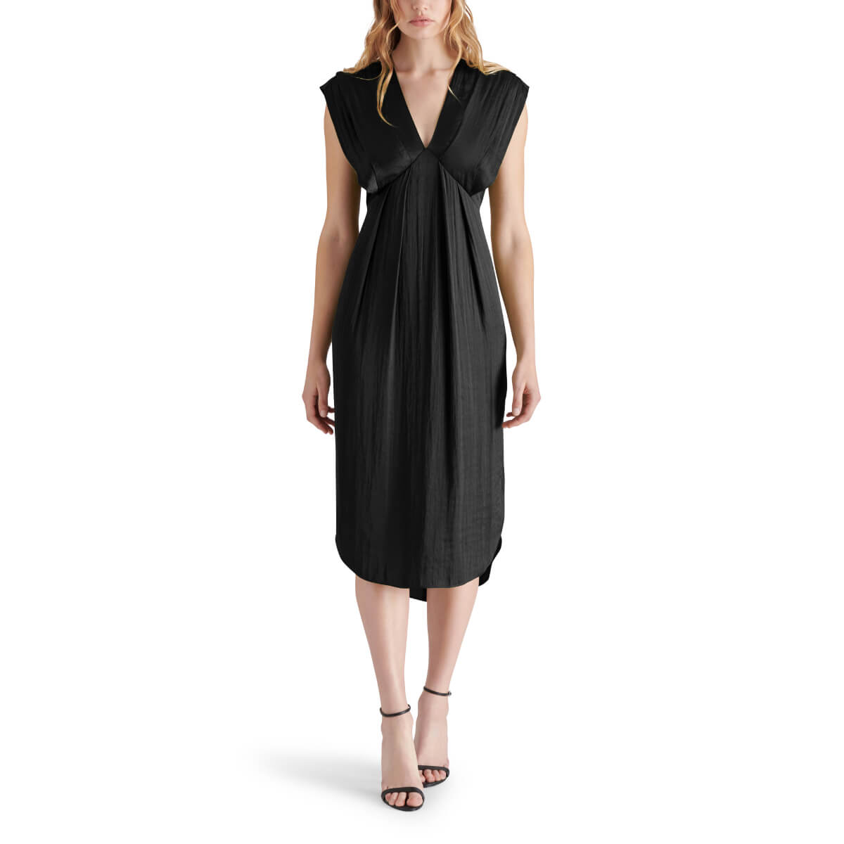 Steve Madden Clarissa Pleated Midi Dress black front | MILK MONEY milkmoney.co | cute clothes for women. womens online clothing. trendy online clothing stores. womens casual clothing online. trendy clothes online. trendy women's clothing online. ladies online clothing stores. trendy women's clothing stores. cute female clothes.