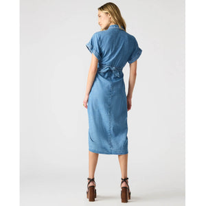 Steve Madden Denim Tori Dress  blue back | MILK MONEY milkmoney.co | cute clothes for women. womens online clothing. trendy online clothing stores. womens casual clothing online. trendy clothes online. trendy women's clothing online. ladies online clothing stores. trendy women's clothing stores. cute female clothes.
