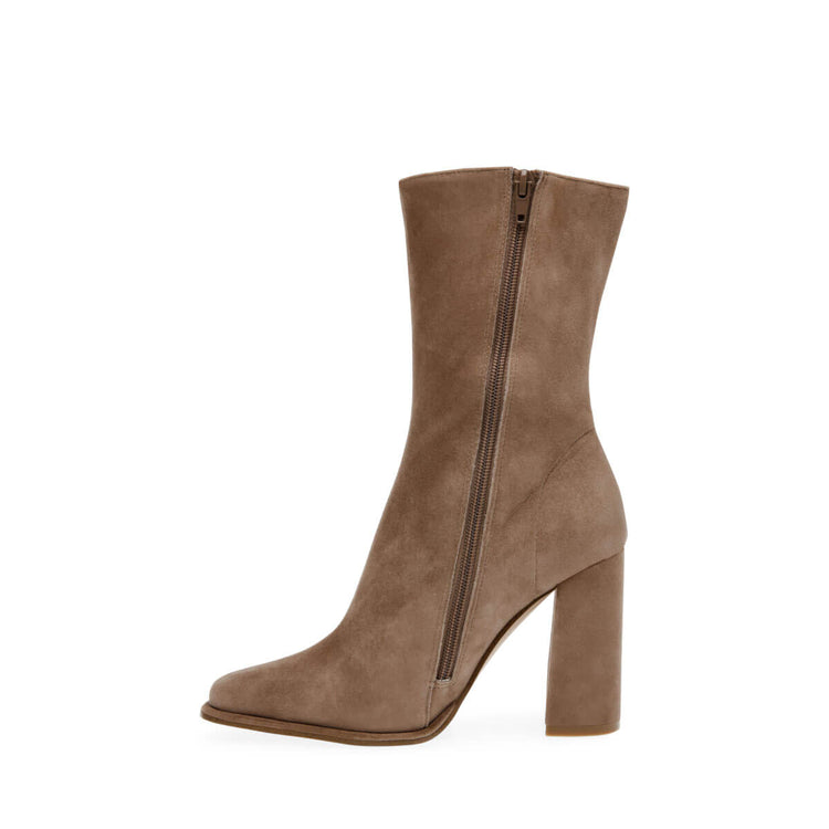 Steve Madden Lockwood Suede Boots oatmeal side | MILK MONEY milkmoney.co | cute shoes for women. ladies shoes. nice shoes for women. footwear for women. ladies shoes online. ladies footwear. womens shoes and boots. pretty shoes for women. beautiful shoes for women.