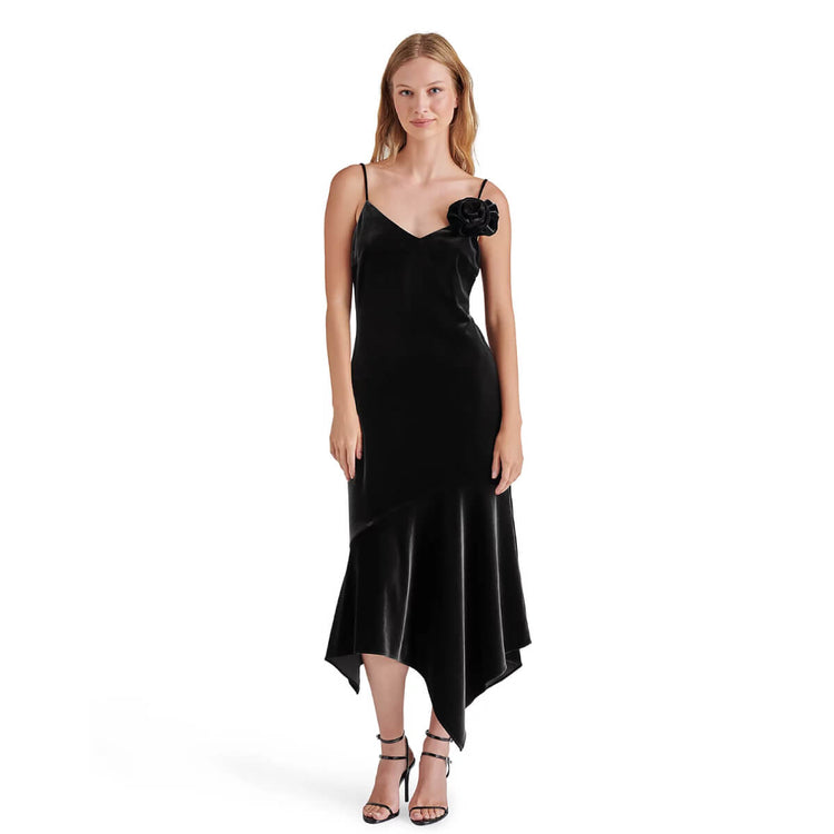 Steve Madden Lucille Velvet Rosette Midi Dress black front | MILK MONEY milkmoney.co | cute clothes for women. womens online clothing. trendy online clothing stores. womens casual clothing online. trendy clothes online. trendy women's clothing online. ladies online clothing stores. trendy women's clothing stores. cute female clothes.
