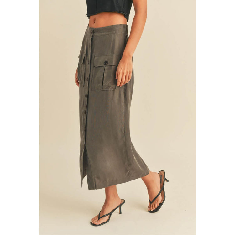Suede Button-down Cargo Skirt olive side| MILK MONEY milkmoney.co | cute clothes for women. womens online clothing. trendy online clothing stores. womens casual clothing online. trendy clothes online. trendy women's clothing online. ladies online clothing stores. trendy women's clothing stores. cute female clothes.