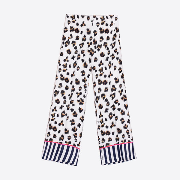 Vila satin beach head scarf In leopard print Vila satin beach head scarf In leopard print