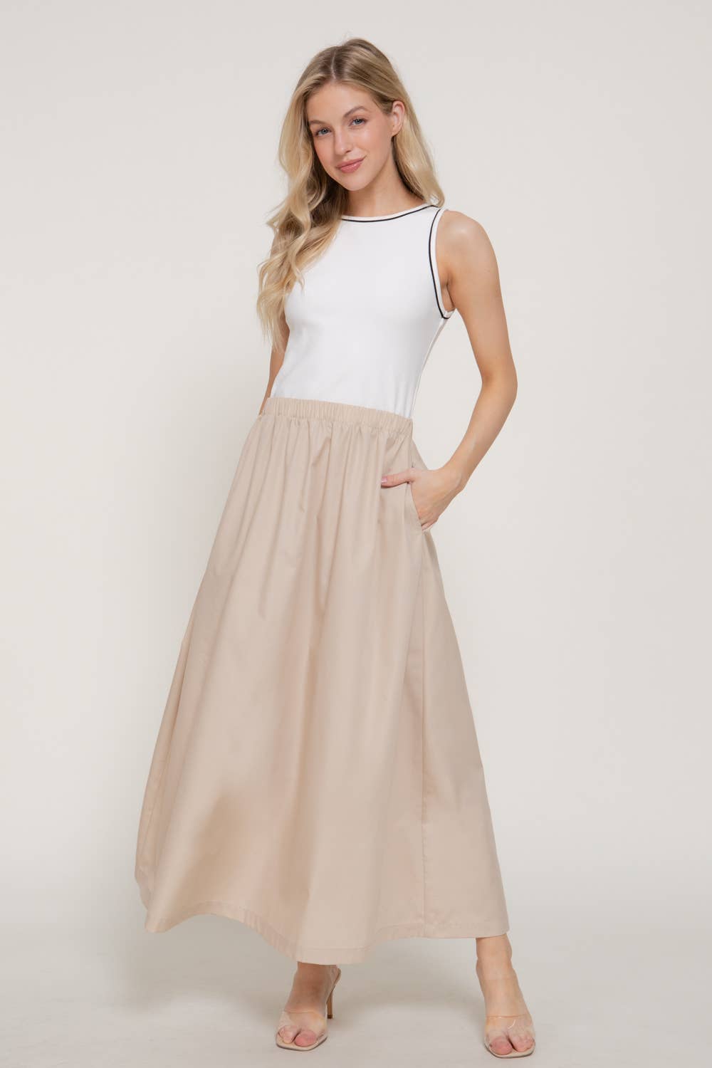 Contrast Trim Dress