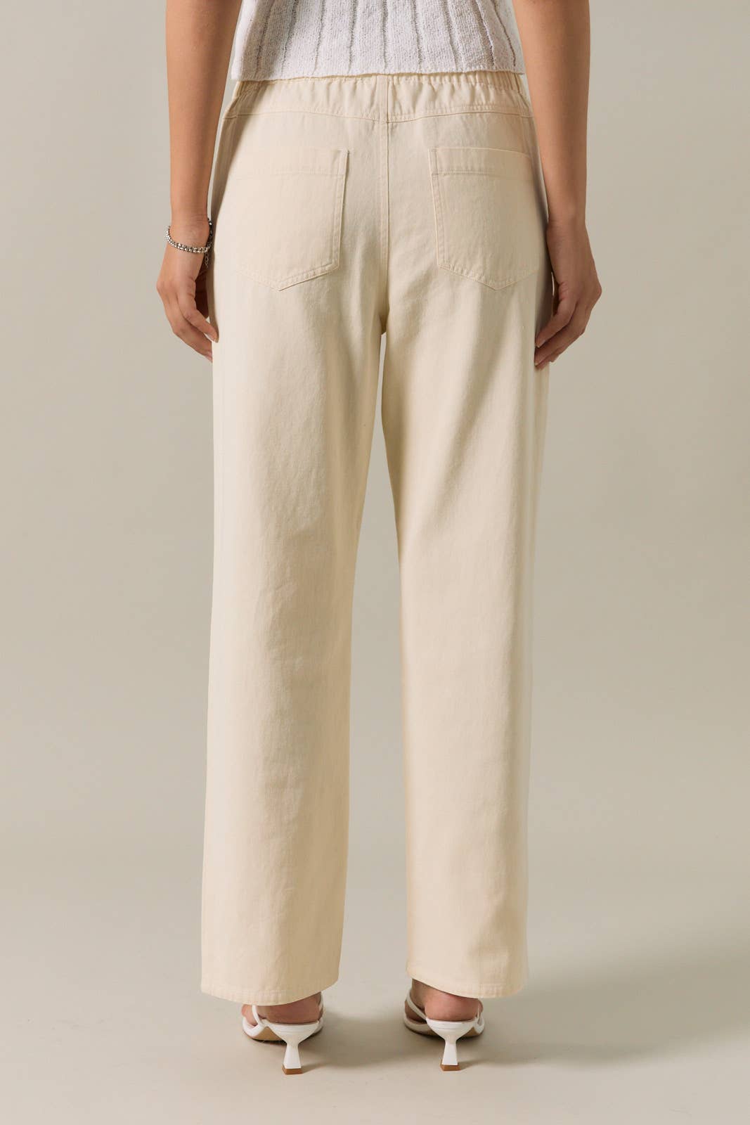 Mid Rise Straight Grommet Twill Jean