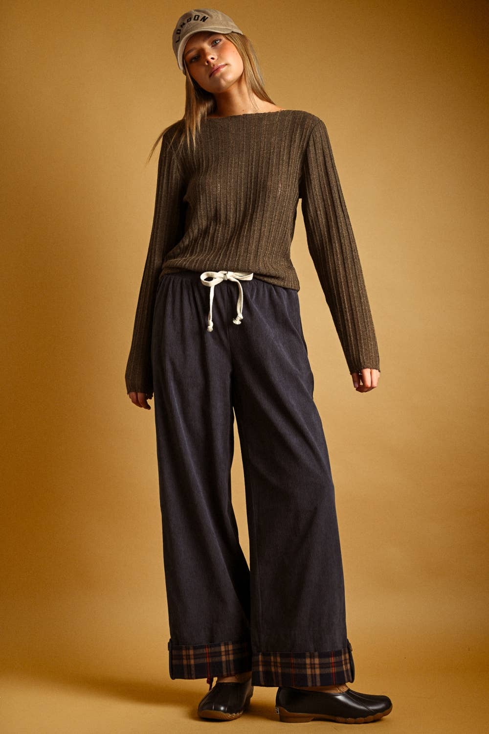 Long Sleeve Round Neck Knit Top