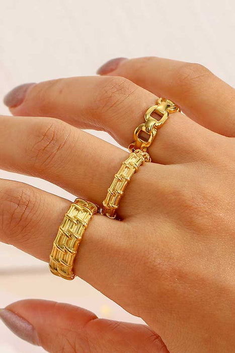 Braided Rattan Style Ring gold pair model  | MILK MONEY milkmoney.co | cute rings, simple rings, casual rings, simple rings for women, trendy rings, cute rings for women, cute cheap rings, casual rings for women