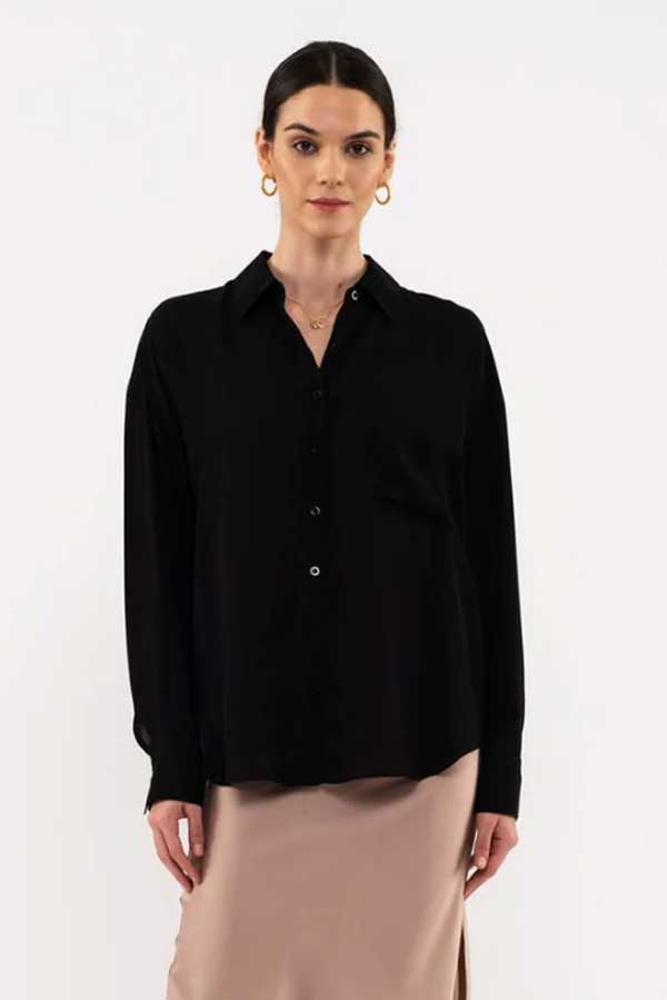 Everyday Button Down Blouse black front | MILK MONEY milkmoney.co | cute clothes for women. womens online clothing. trendy online clothing stores. womens casual clothing online. trendy clothes online. trendy women's clothing online. ladies online clothing stores. trendy women's clothing stores. cute female clothes.
