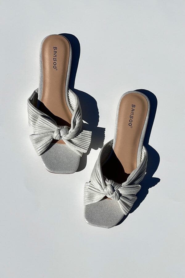 Beautiful Flat Sandals for Ladies Online