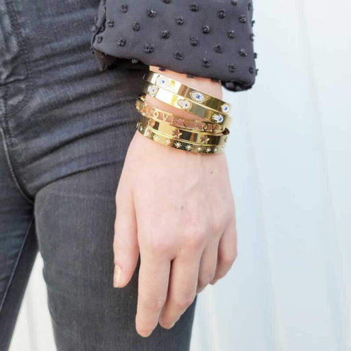 Star Bangle Bracelet gold model | MILK MONEY milkmoney.co | cute bracelets. cool bracelets. beach bracelets. bracelet packs. cute cheap bracelets. cute simple bracelets. cute bracelets with beads. cute women's bracelets. 